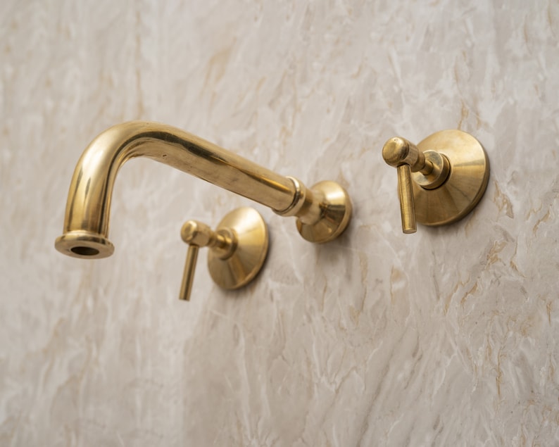 Brass Wall Mounted Faucet